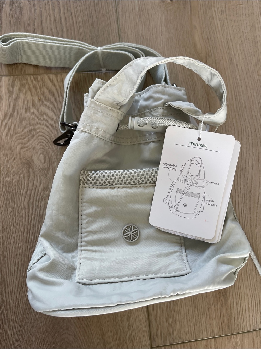 ❤️NEW!!!❤️ Light Cream Women's bucket Crossbody bag with Mesh Pocket